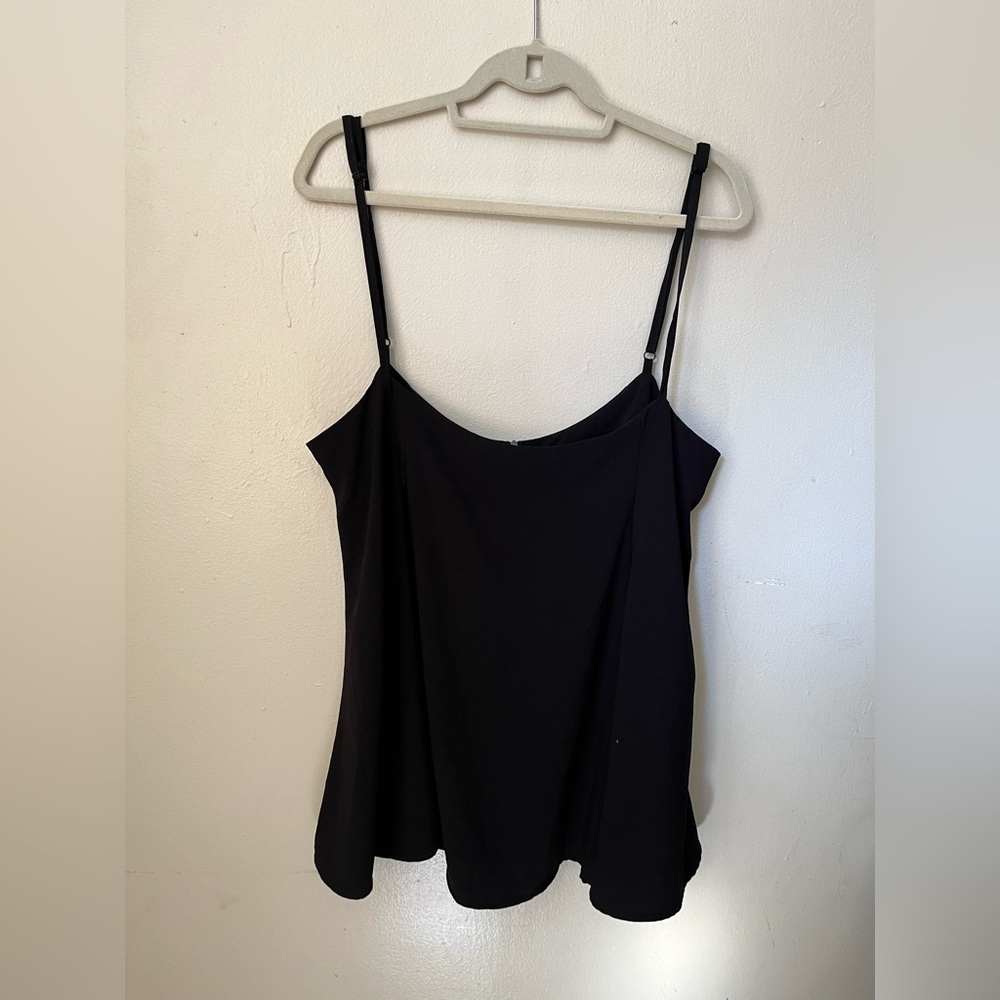 YOINS Black Camisole Top for Women